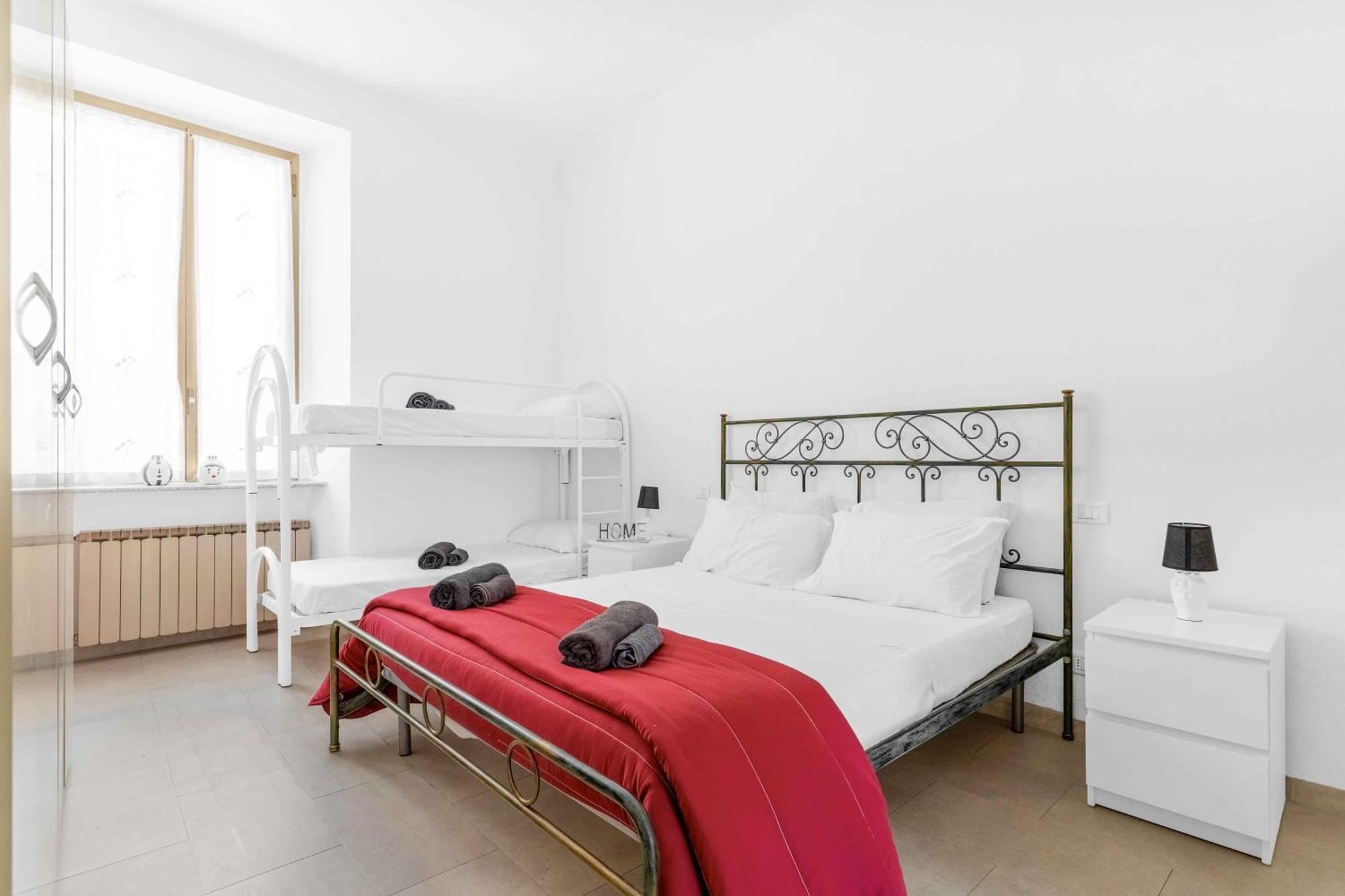 Ve2 Isola Cool • Exclusive • * Milan